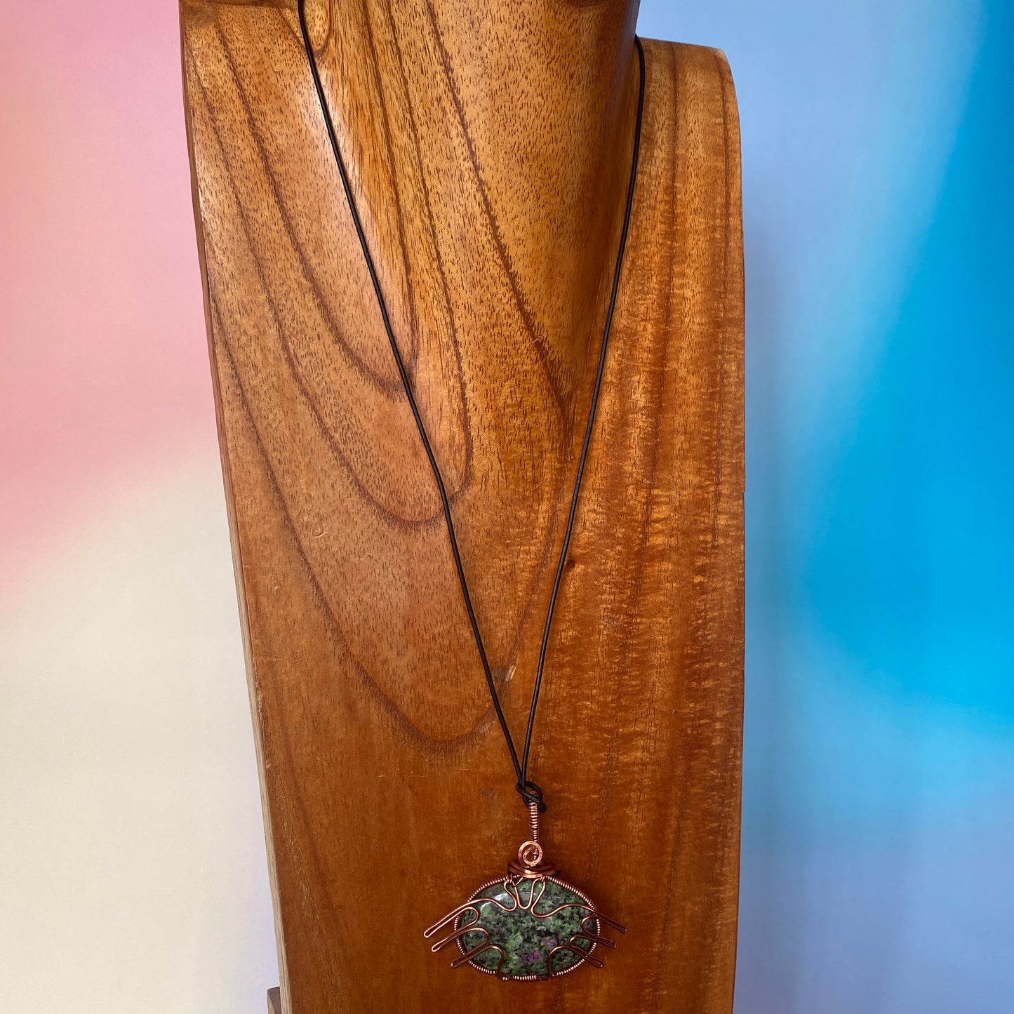 Ruby Zoisite Bat Wrap